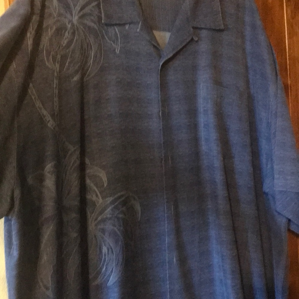 Men’s Blue 100% silk blue tropic Tommy Bahama